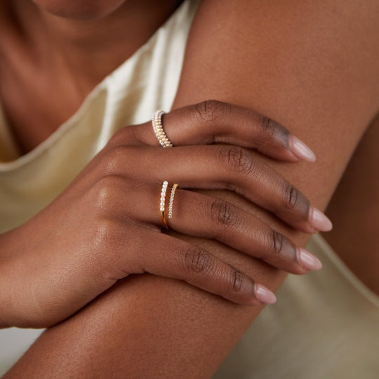 „Wrap Me“ hringur með perlum og kristöllum